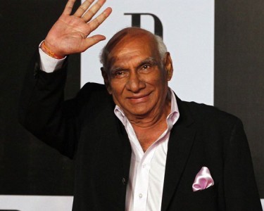 Film fraternity bids farewell to Yash Chopra