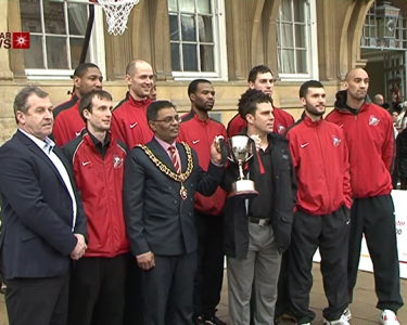 Leicester Lord Mayor Honours Local Basketball Team