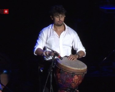 Sonu Nigam Wows Audience in Leicester
