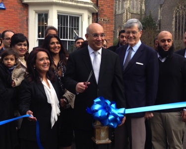 MP Keith Vaz opens doors to expanding local company