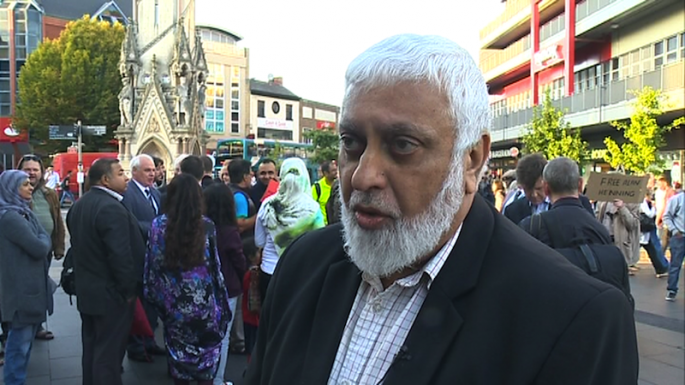 Suleman Nagdi from the Federation of Muslim Organisations condemns Execution of Alan Henning Credit. Pukaar News