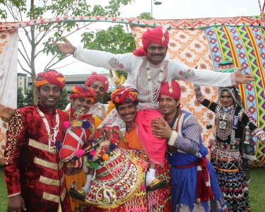 INDIAN CULTURE BRINGS VIBRANCY TO CITY FESTIVAL