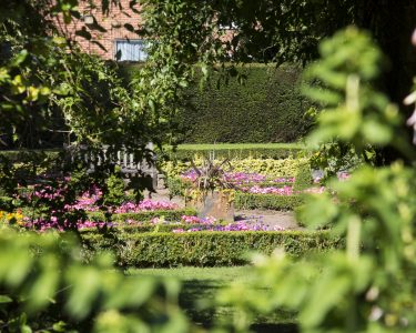 UNIVERSITY OF LEICESTER BOTANIC GARDEN IN EAST MIDLANDS IN BLOOM COMPETITION