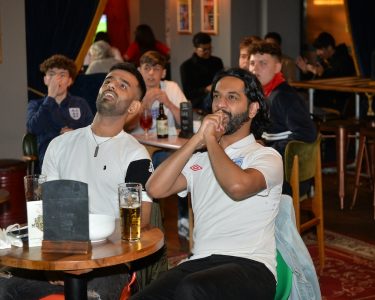 Leicester, Leicestershire, UK 7th July 2021. UK News. Football fans watch England v Denmark at the Queen of Bradgate in Leicester City Centre. Alex Hannam/Alamy Live News
