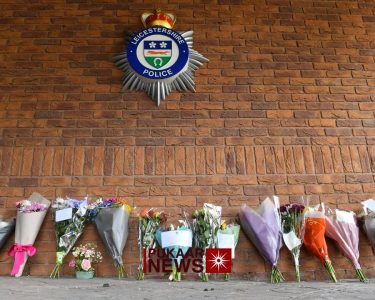 [GALLERY] FLOWERS AND TRIBUTES FOR SIMON COLE AT LEICESTERSHIRE POLICE HEADQUARTERS