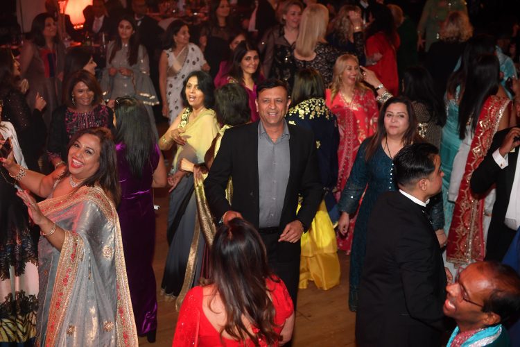 Leicester Time: Over 500 People Turn Out for Glitzy Charity Fundraiser in Leicester